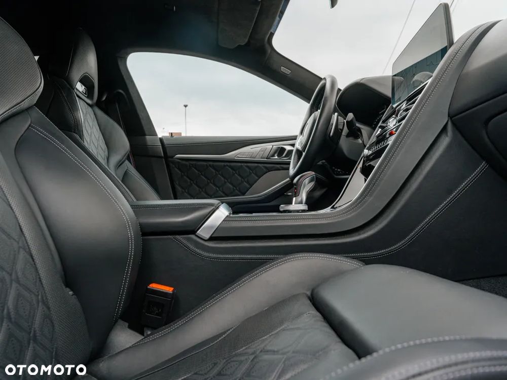 BMW M8 Competition - 9