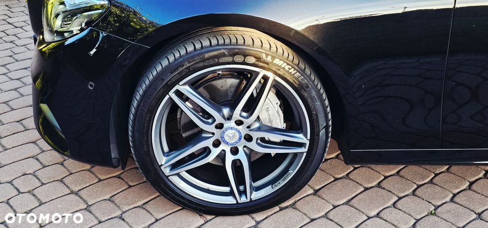 Mercedes-Benz Klasa E 220 d 9G-TRONIC - 19