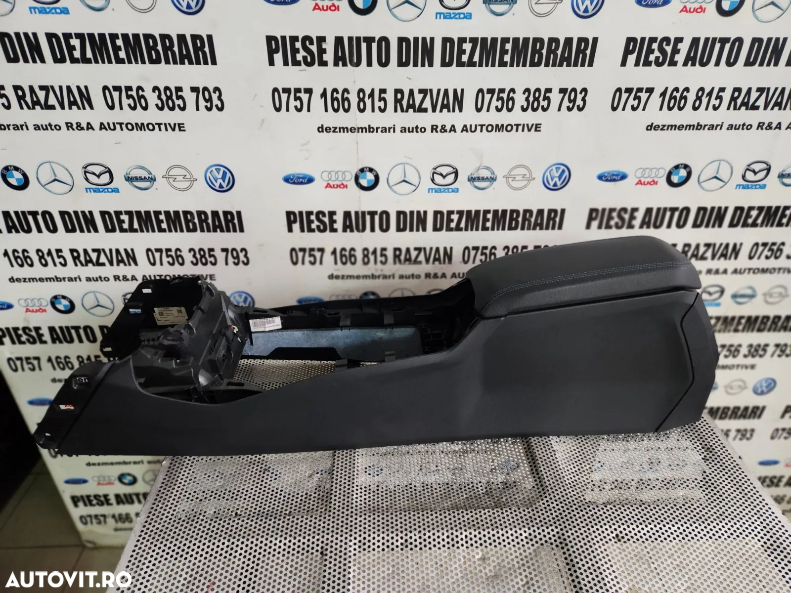 Cotiera Din Pele Bmw Seria 1 F40 F41 Volan Stanga Dezmembrez Bmw F40 M Paket - Dezmembrari Arad - 3