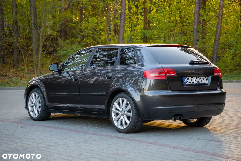 Audi A3 Sportback 2.0 TDI DSG Ambition - 5