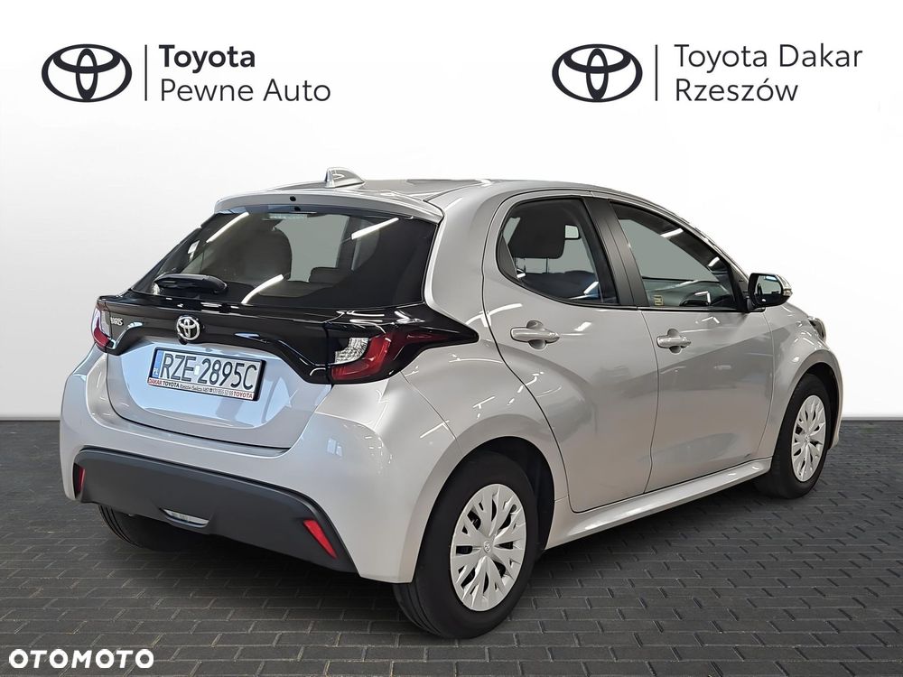 Toyota Yaris - 5