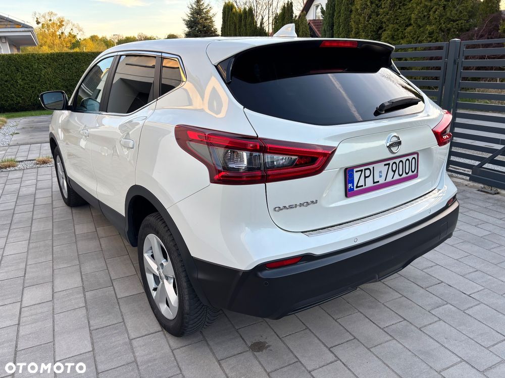 Nissan Qashqai 1.3 DIG-T N-Connecta EU6d - 5