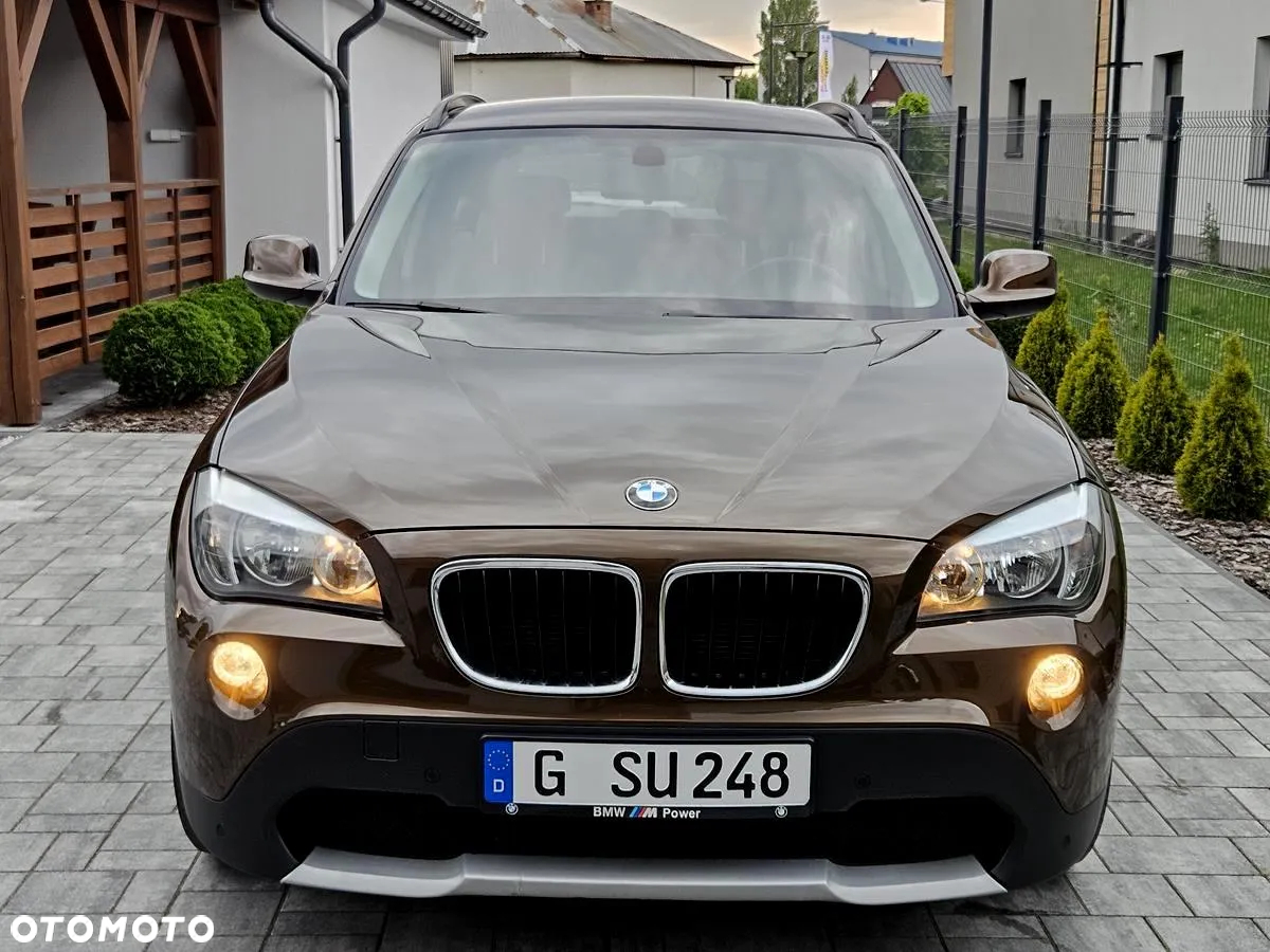 BMW X1 sDrive18i - 18