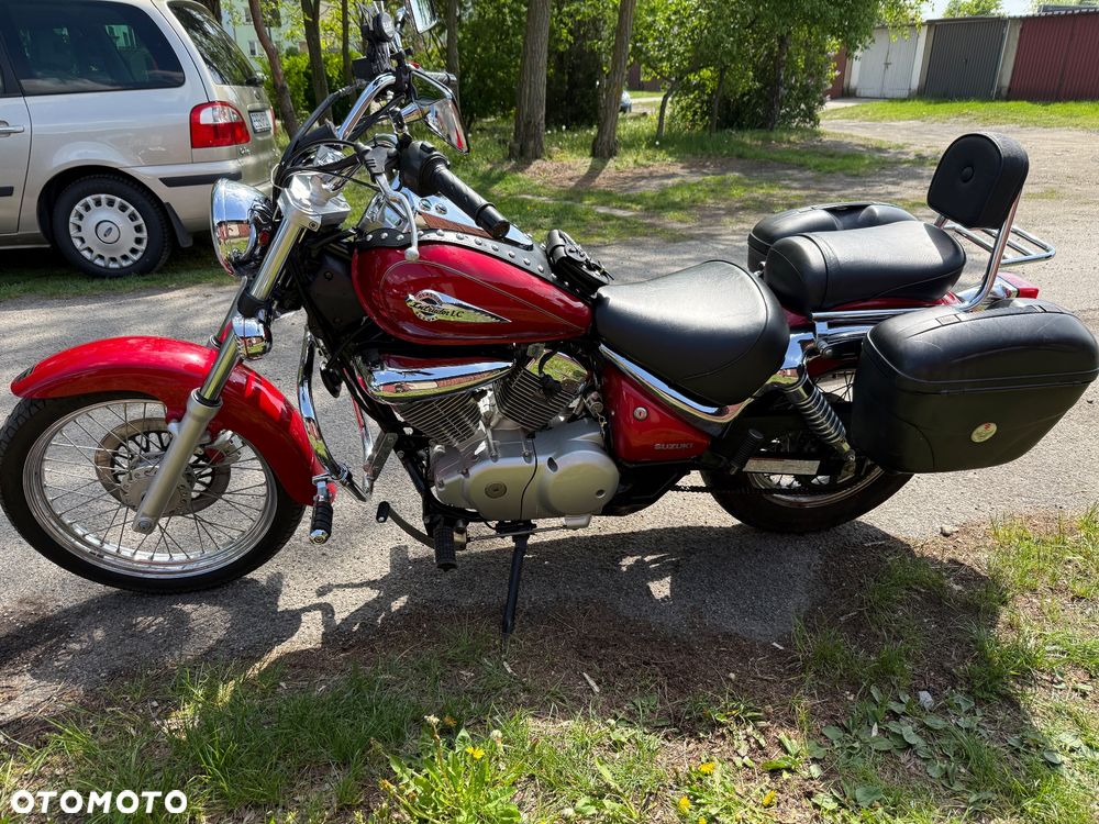 Suzuki Intruder - 6