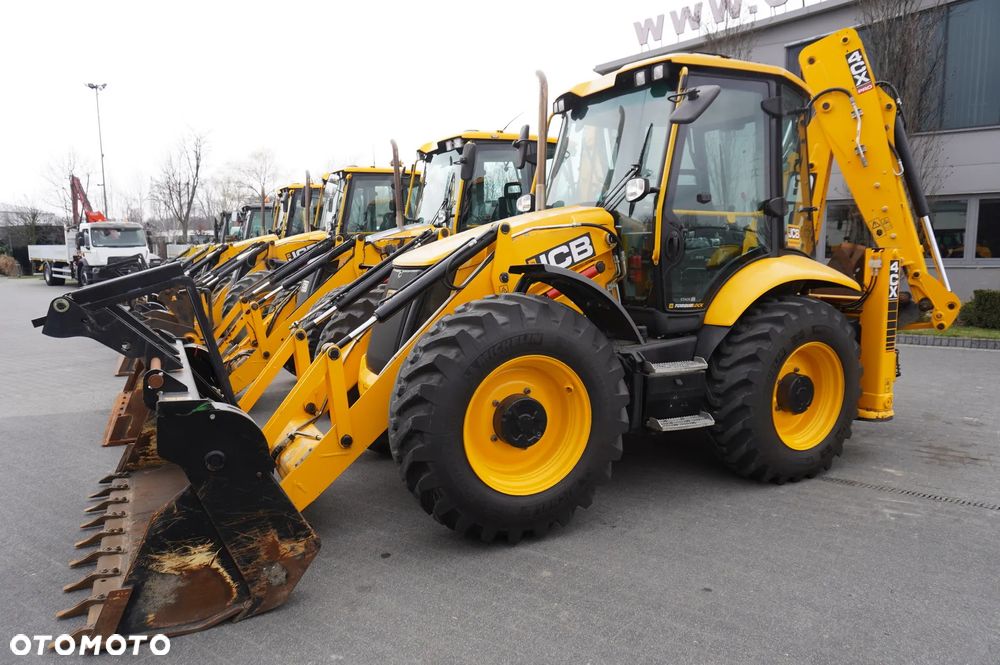 JCB 4CX PRO / Joysticki / r. 2023 / 4 sztuki - 3