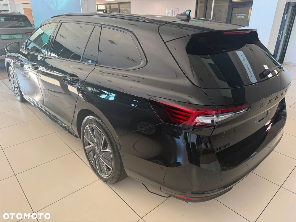 Skoda Superb 2.0 TSI Sportline DSG - 7