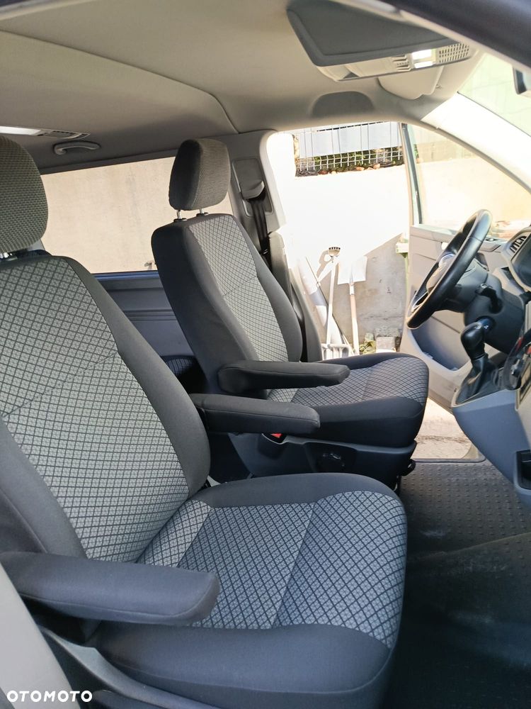 Volkswagen Caravelle 2.0 TDI L2 Highline DSG - 12