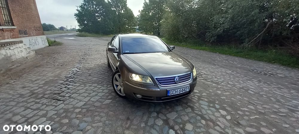 Volkswagen Phaeton - 3