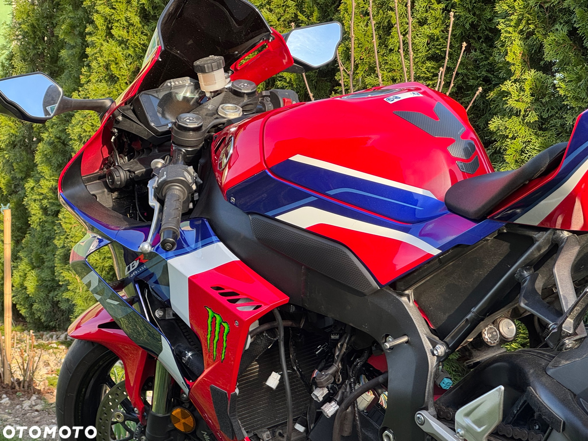 Honda CBR - 16