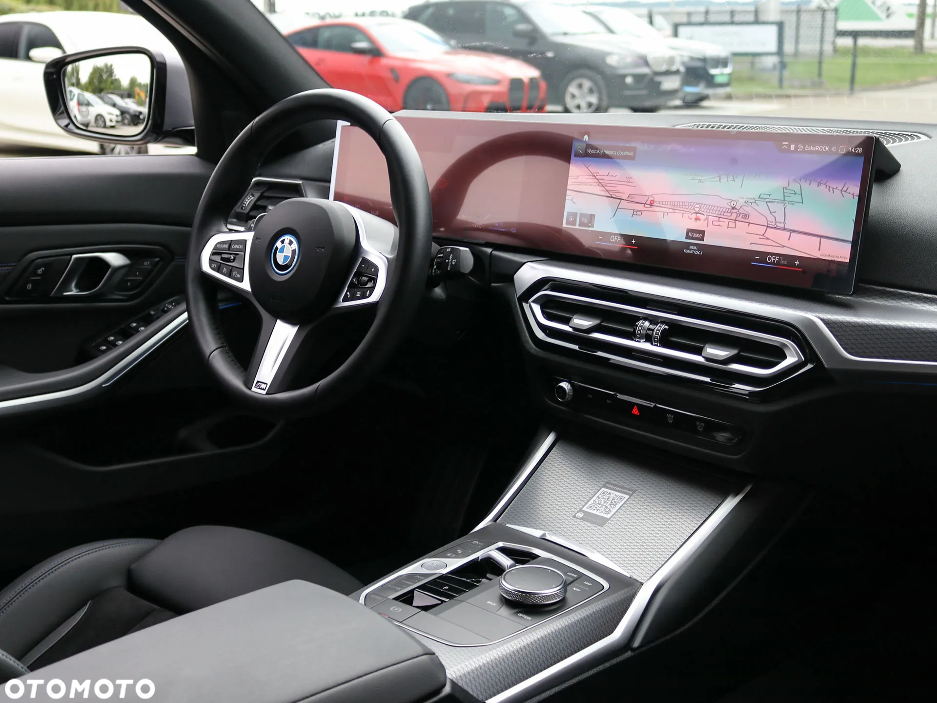 BMW Seria 3 330e xDrive M Sport sport - 30