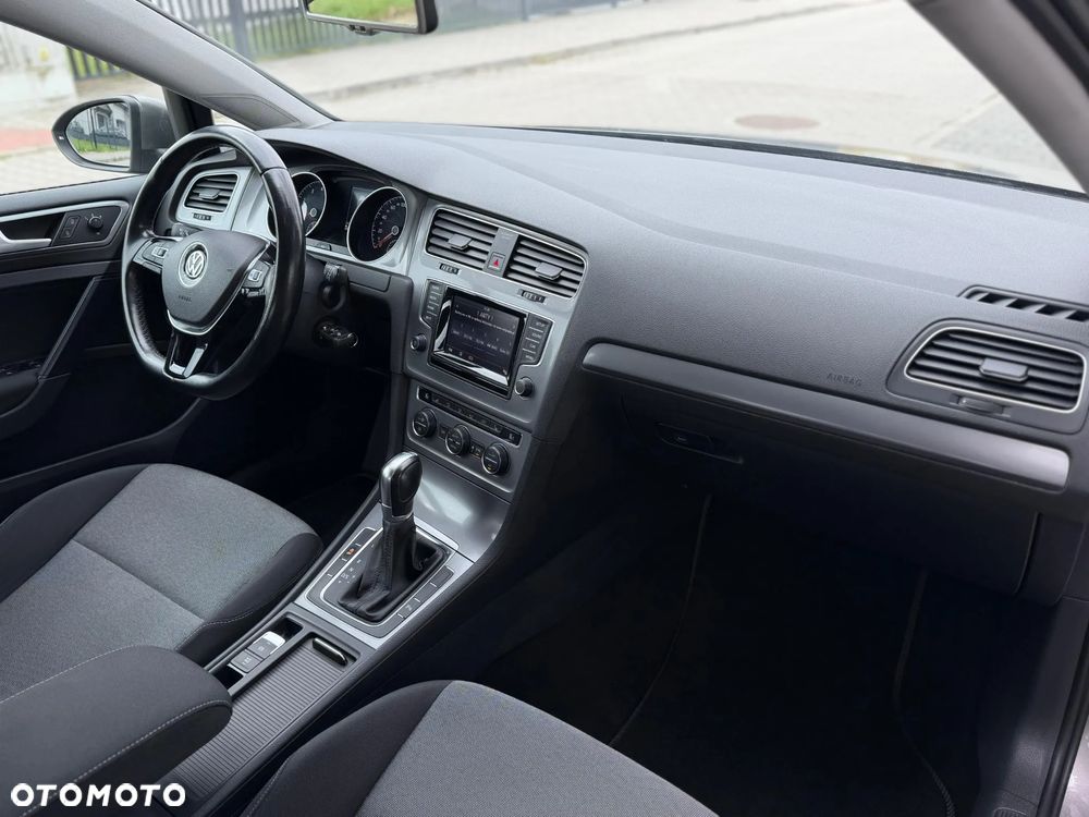 Volkswagen Golf 1.4 TSI BlueMotion Technology DSG Comfortline - 12