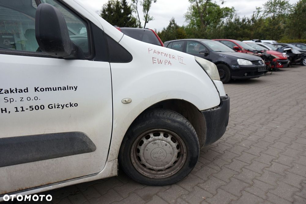 BŁOTNIK PRZEDNI PRAWY PARTNER III B9 EWPA  BIAŁY PEUGEOT 2008-2018 - 2