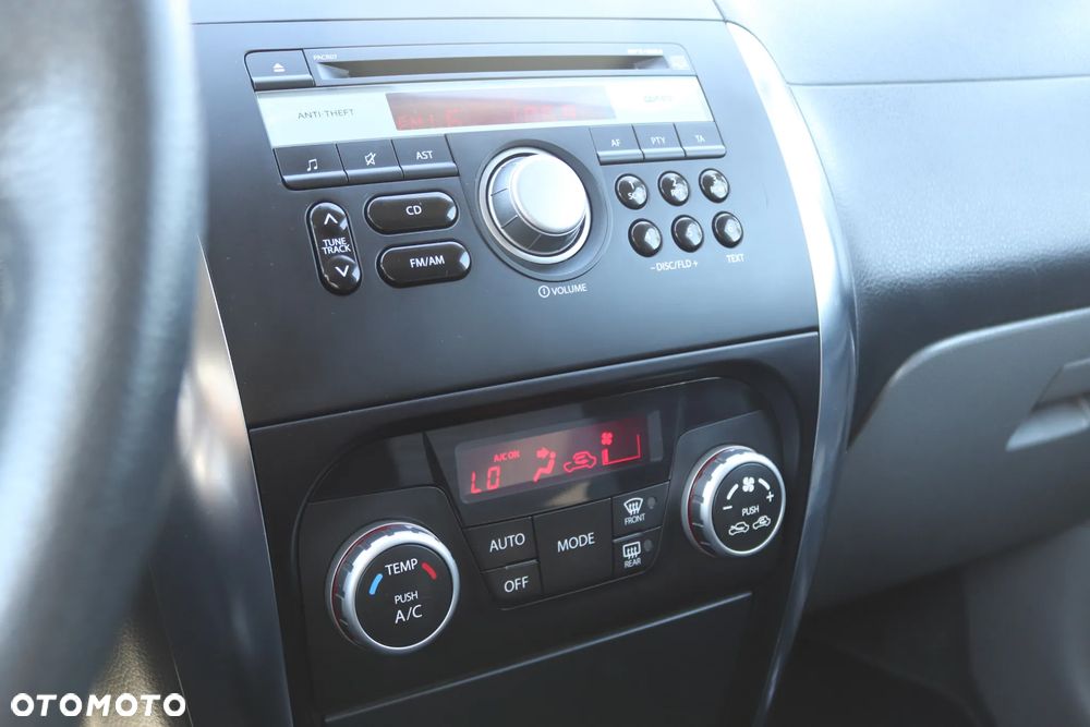 Suzuki SX4 1.6 Premium 4WD - 27