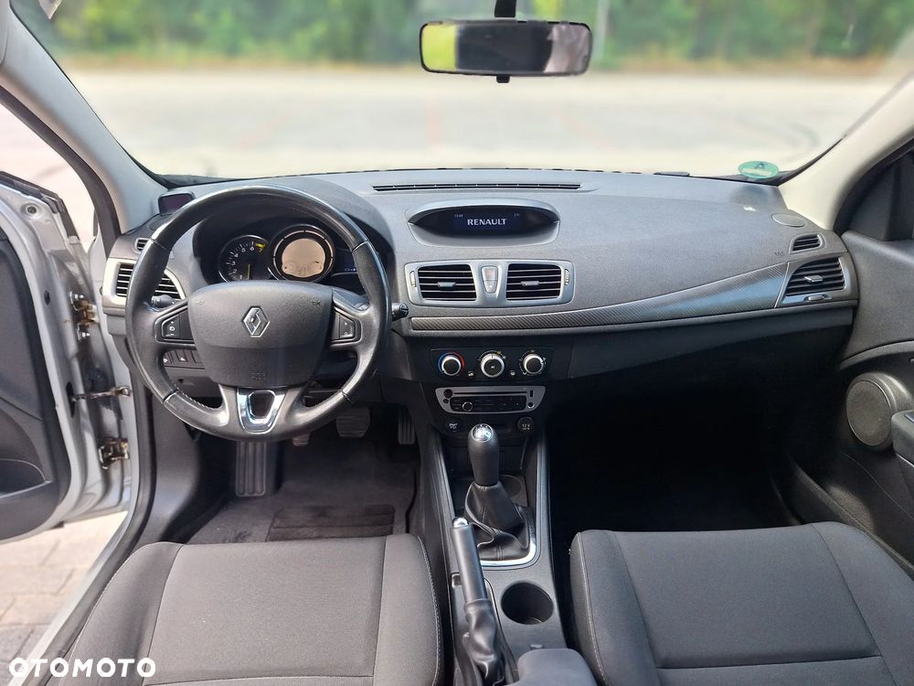 Renault Megane 1.6 16V Expression - 11