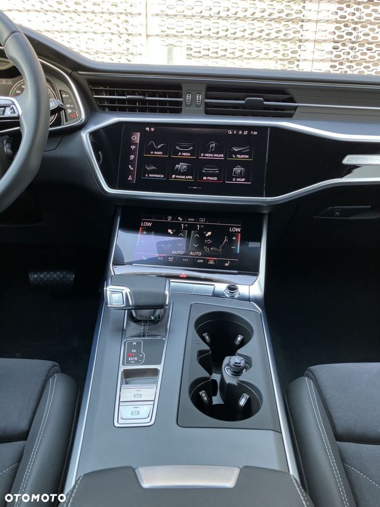 Audi A6 Avant - 18