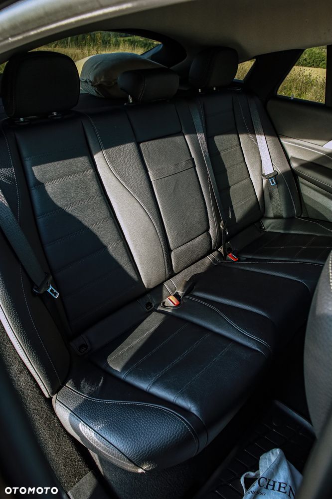 Mercedes-Benz GLE 350 e 4-Matic - 18
