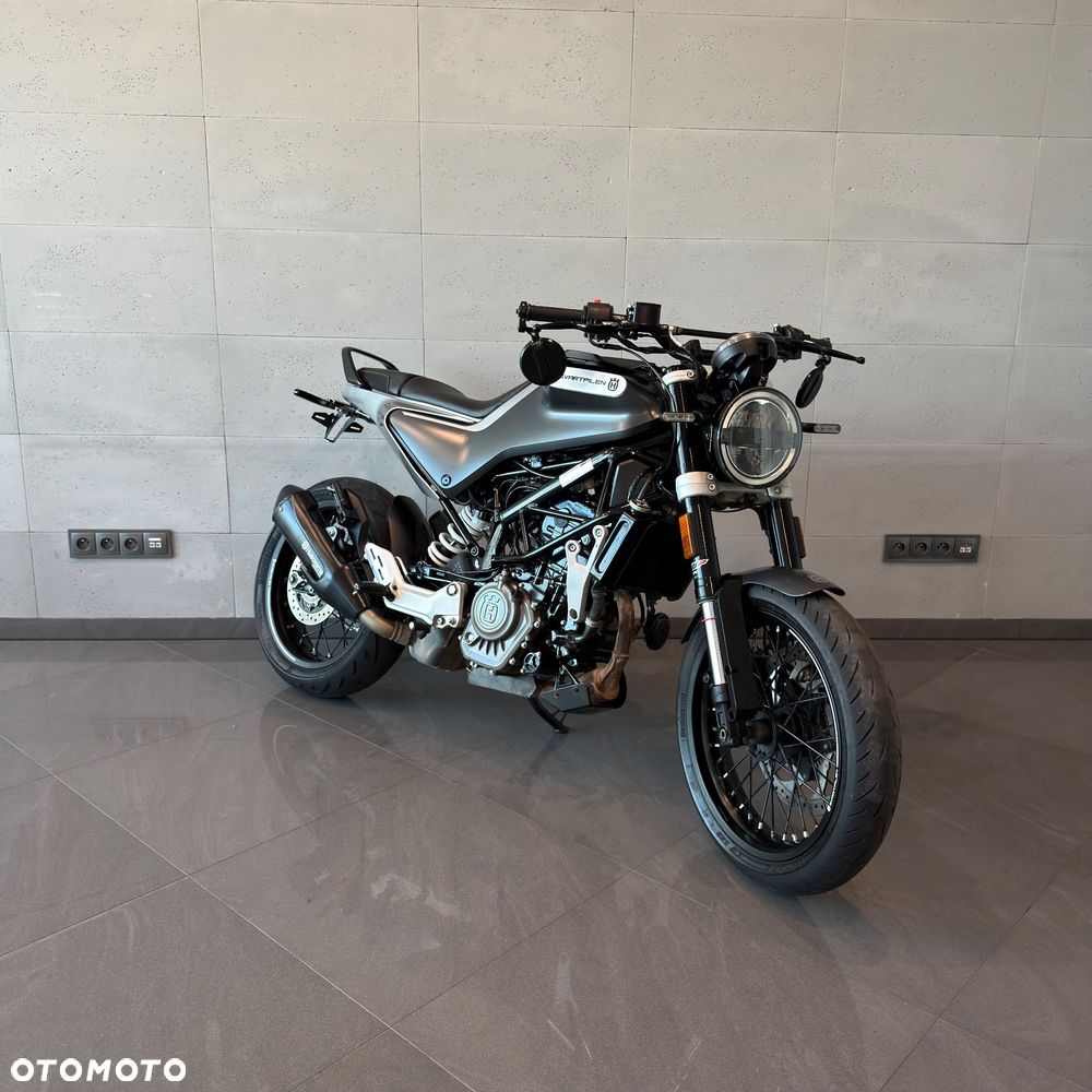 Husqvarna Svartpilen - 1
