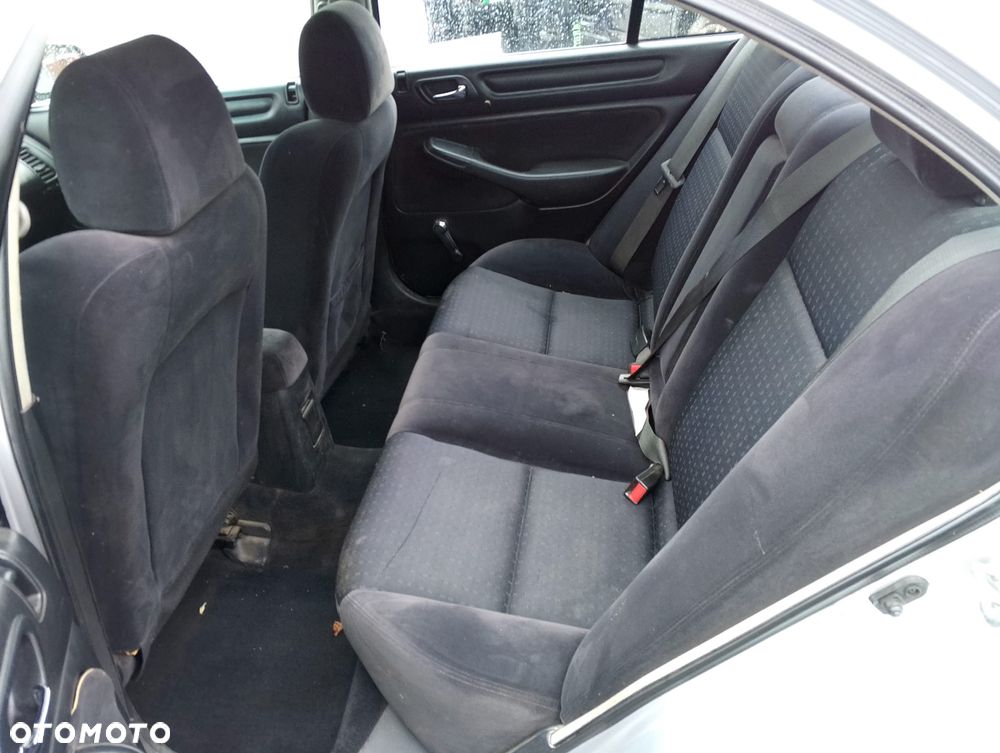 Honda Accord VI FL (00-02r.) 1.8 B 136KM. Silnik F18B2 Skrzynia 5MT lakier NH623M - SATIN SILVER.Cały na części. GWARANCJA !!! - 9