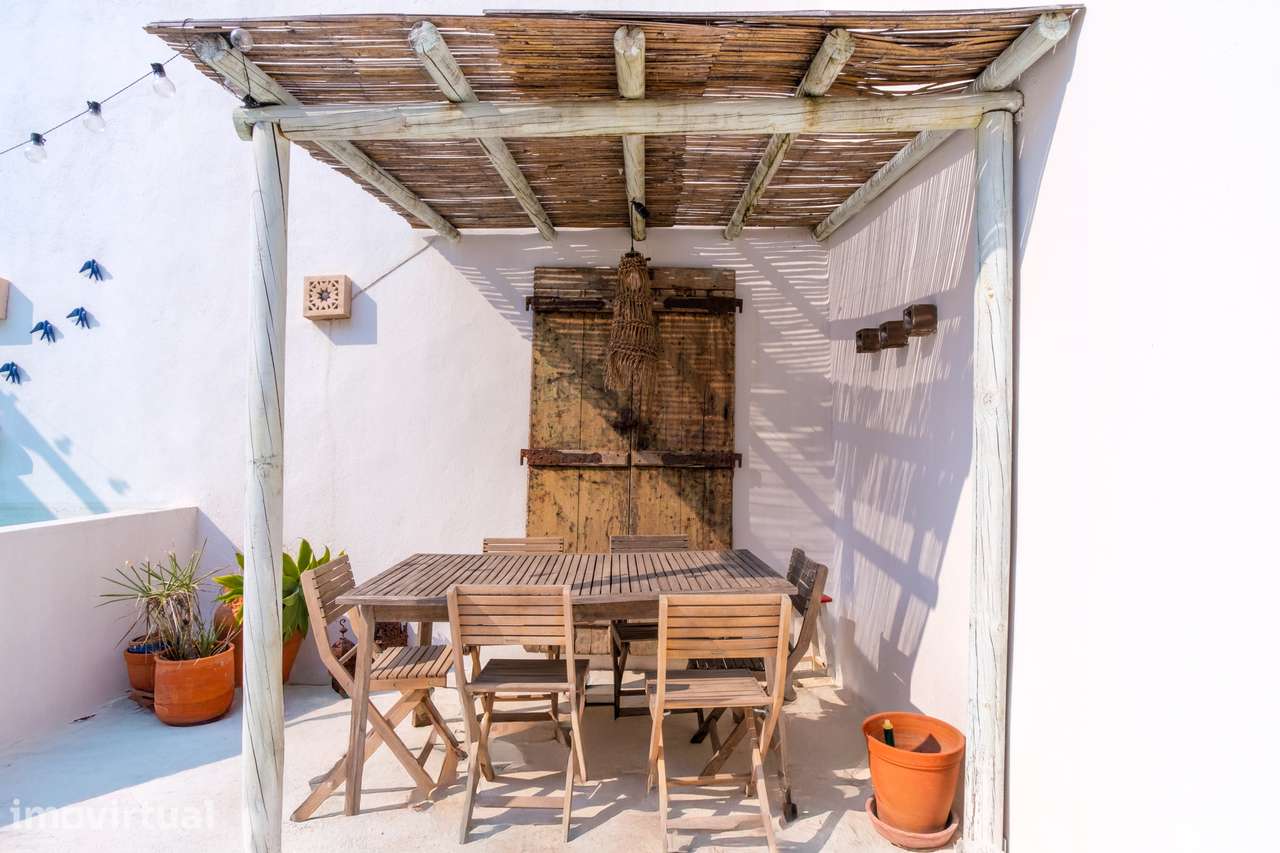 Apartamento T2 mobilado com terraço e piscina em Santa Apolónia - Grande imagem: 4/22