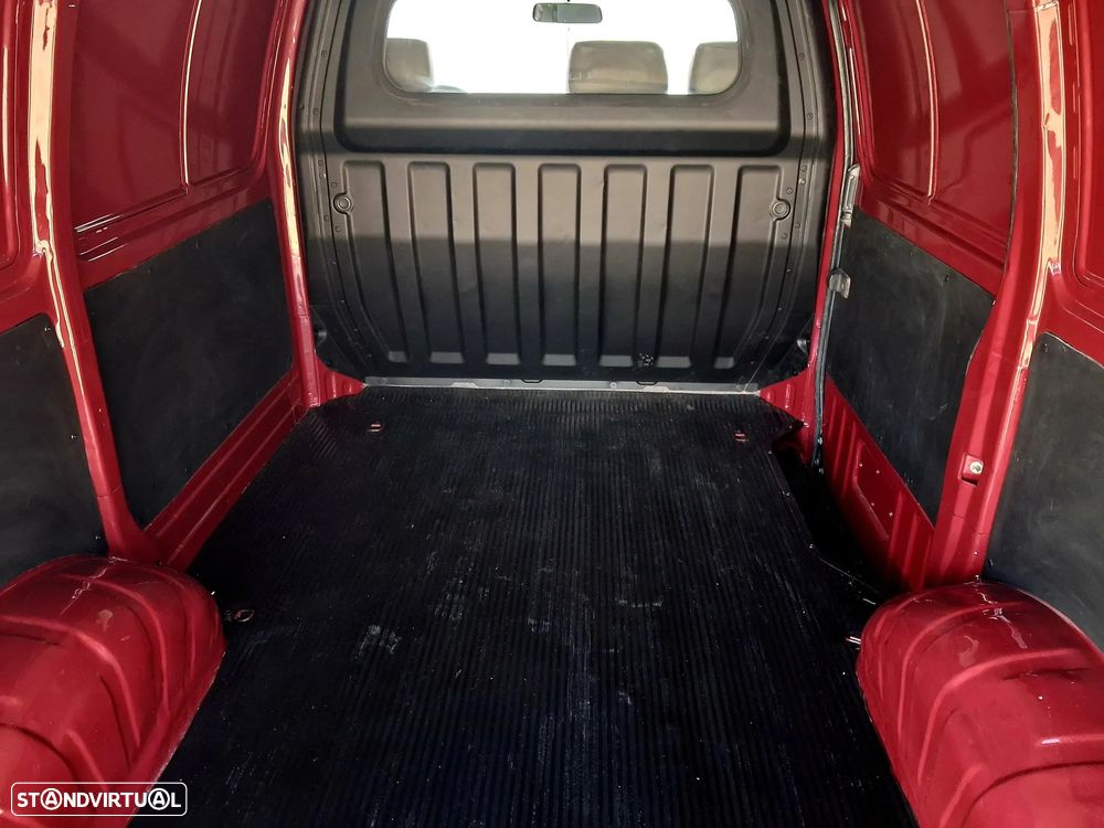 Toyota HiAce 2.4 D LXH12LB - 7