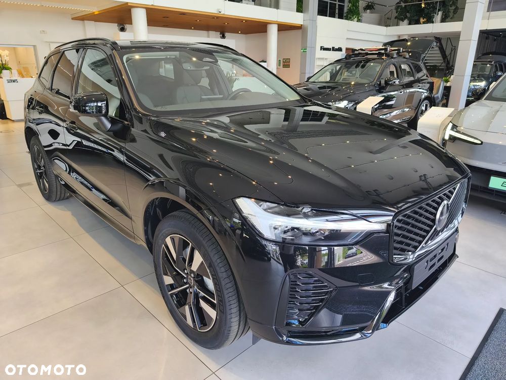 Volvo XC 60 B5 B AWD Plus Dark - 8