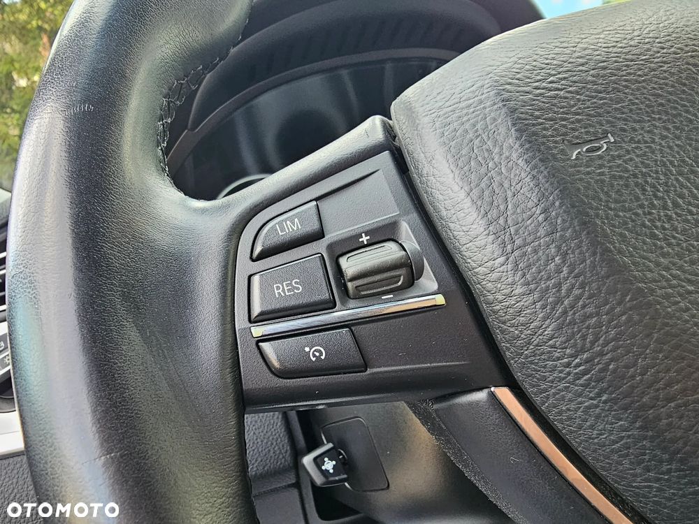 BMW Seria 5 520d - 28