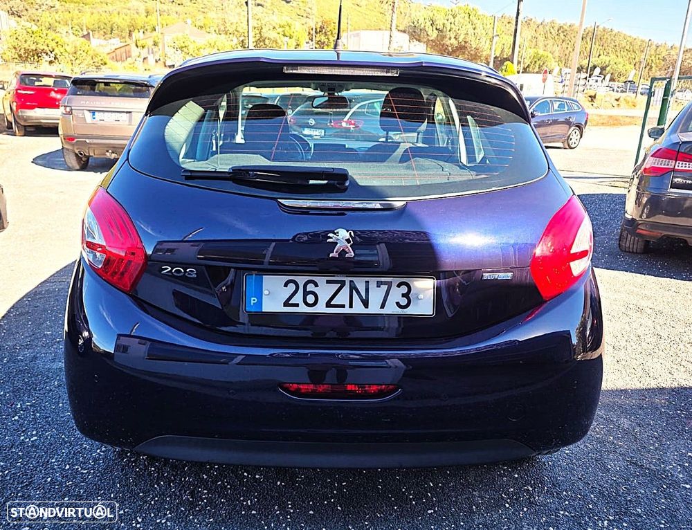 Peugeot 208 1.6 BlueHDi Allure - 5