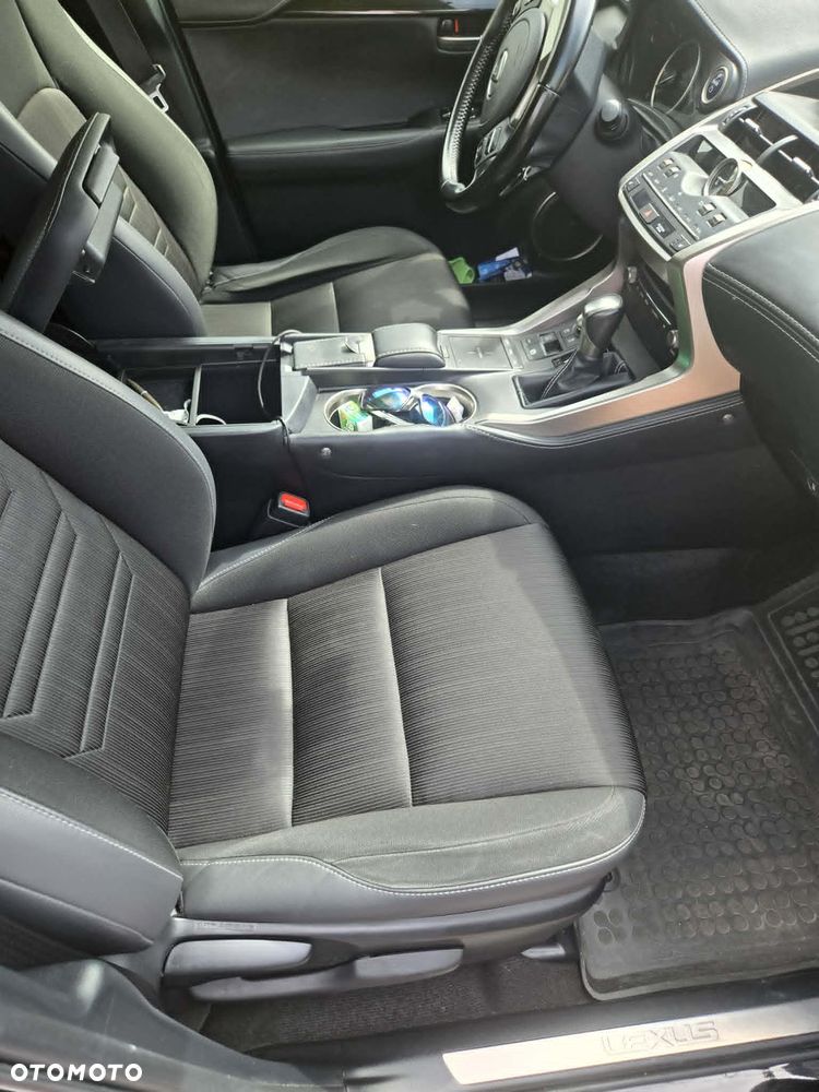 Lexus NX - 4