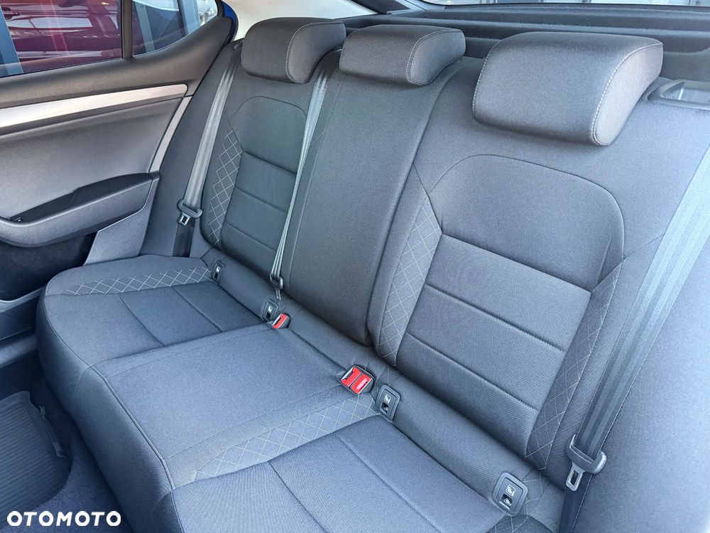 Skoda Superb 1.5 TSI Active DSG - 29