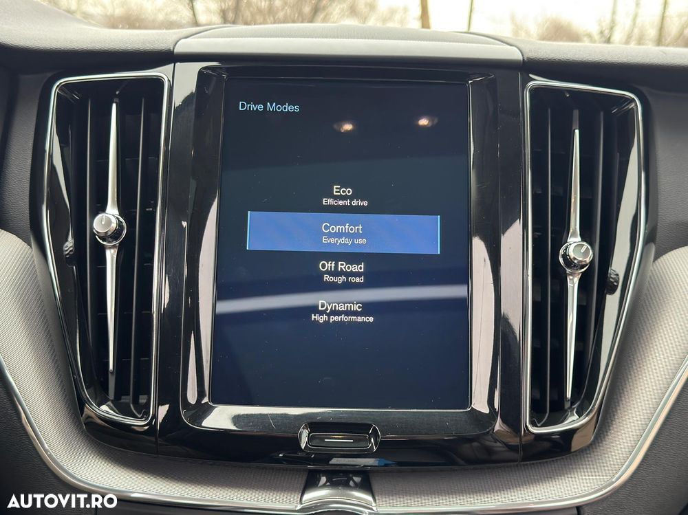 Volvo XC 60 D4 AWD Geartronic Inscription - 29