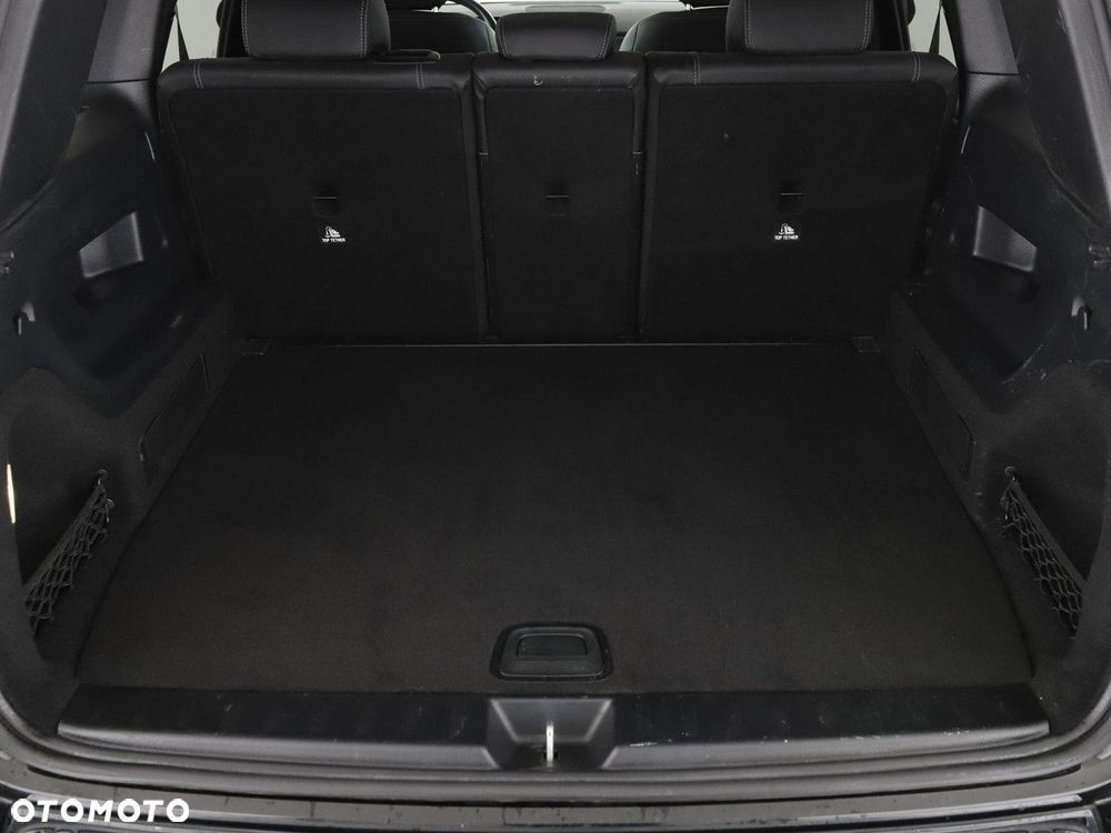 Mercedes-Benz GLB 200 d Progressive 8G-DCT - 21