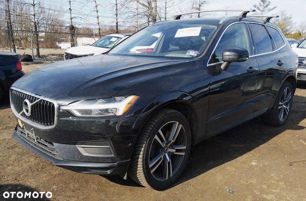 Volvo XC 60 T6 AWD Geartronic Momentum - 1