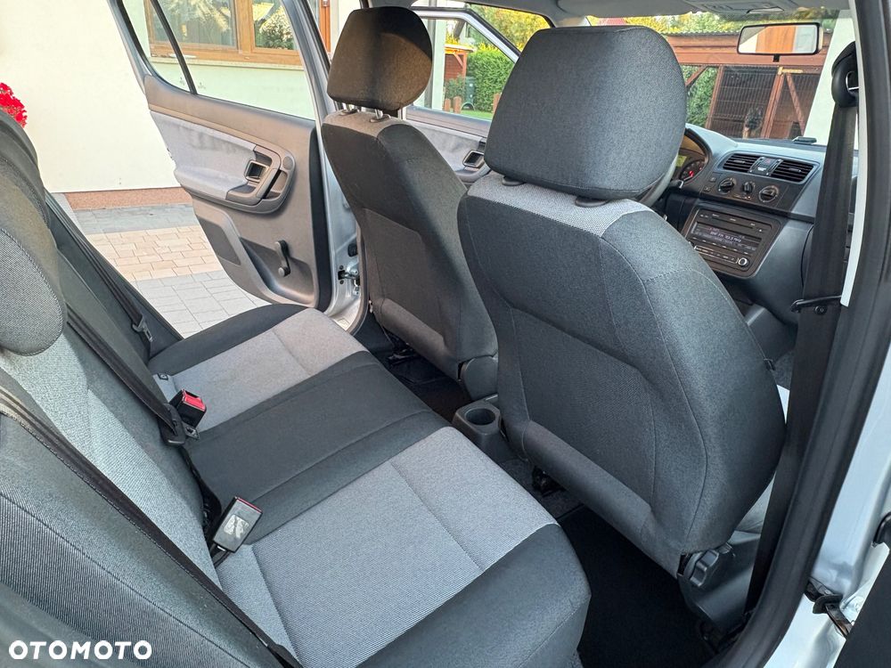 Skoda Fabia 1.2 HTP Ambiente - 20