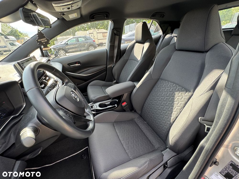 Toyota Corolla 1.8 Hybrid Active - 8