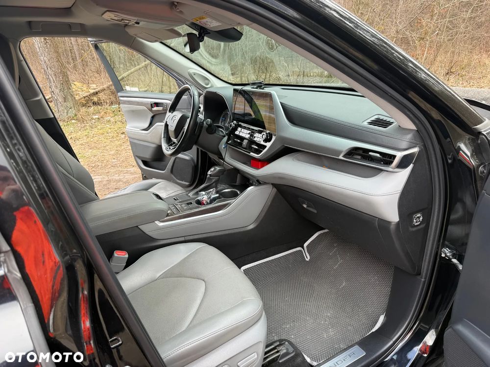 Toyota Highlander 2.5 Hybrid Executive - 9