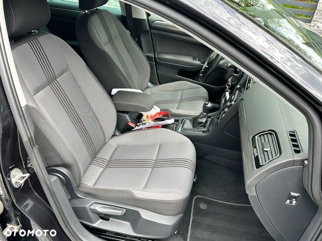 Volkswagen Golf 2.0 TDI BlueMotion Technology Allstar - 26