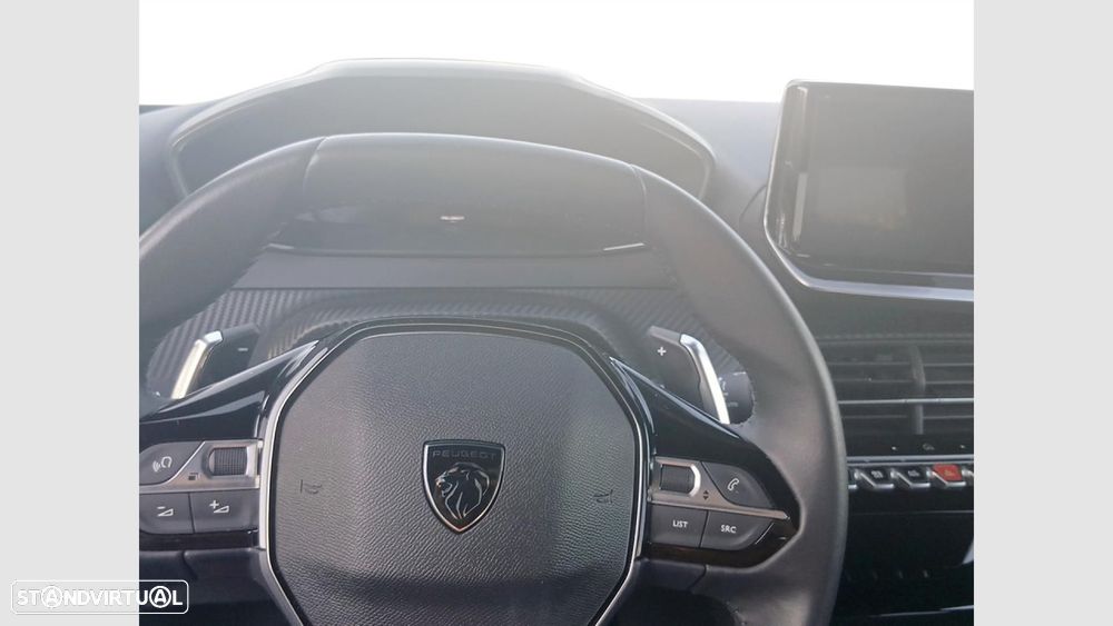 Peugeot 2008 - 16