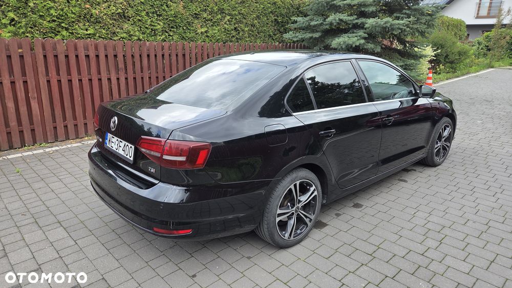 Volkswagen Jetta 1.4 TSI BMT Trendline - 3