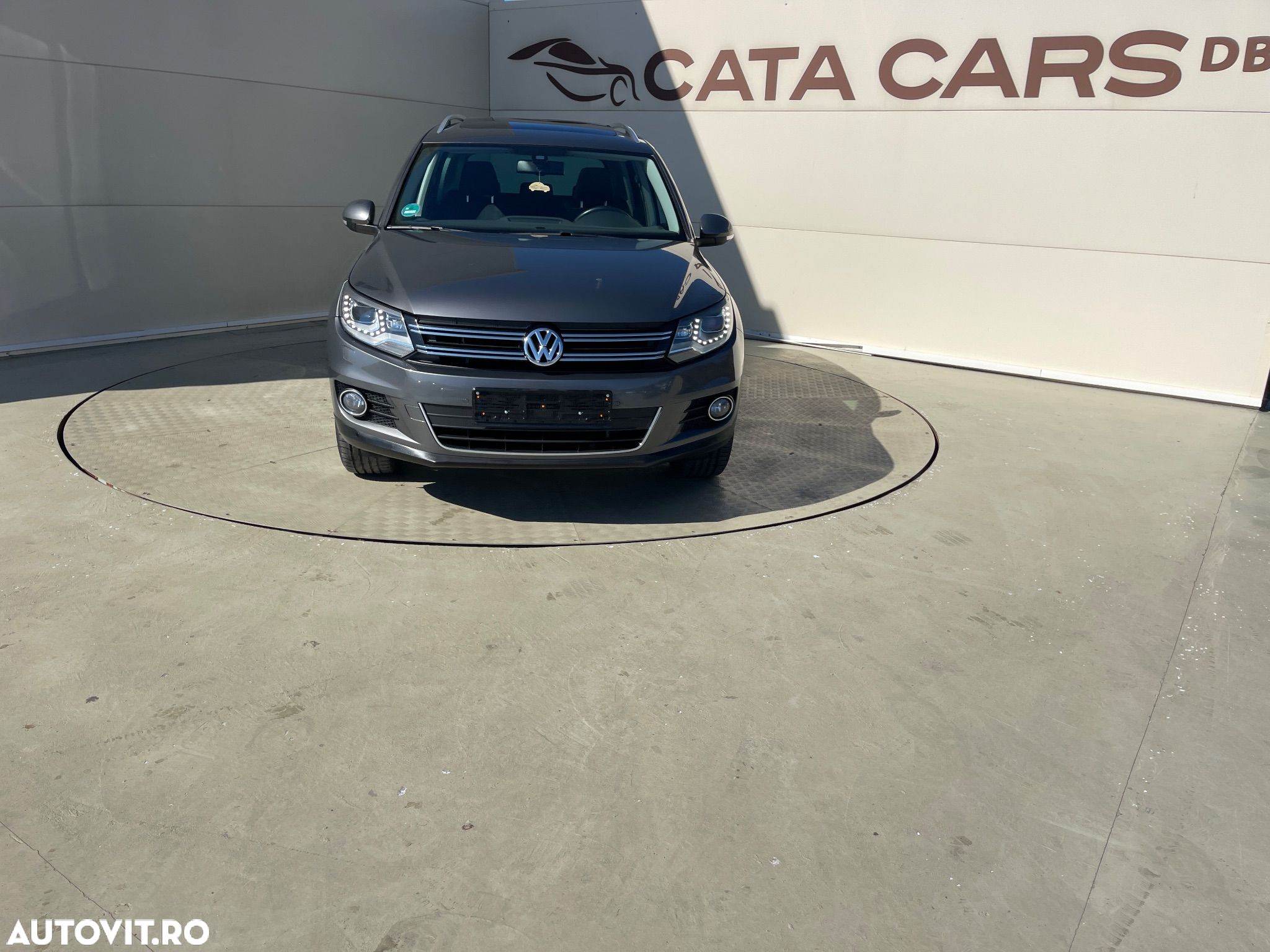 Volkswagen Tiguan 2.0 TDI DPF 4Motion BlueMotion Technology DSG Cup Sport & Style - 1