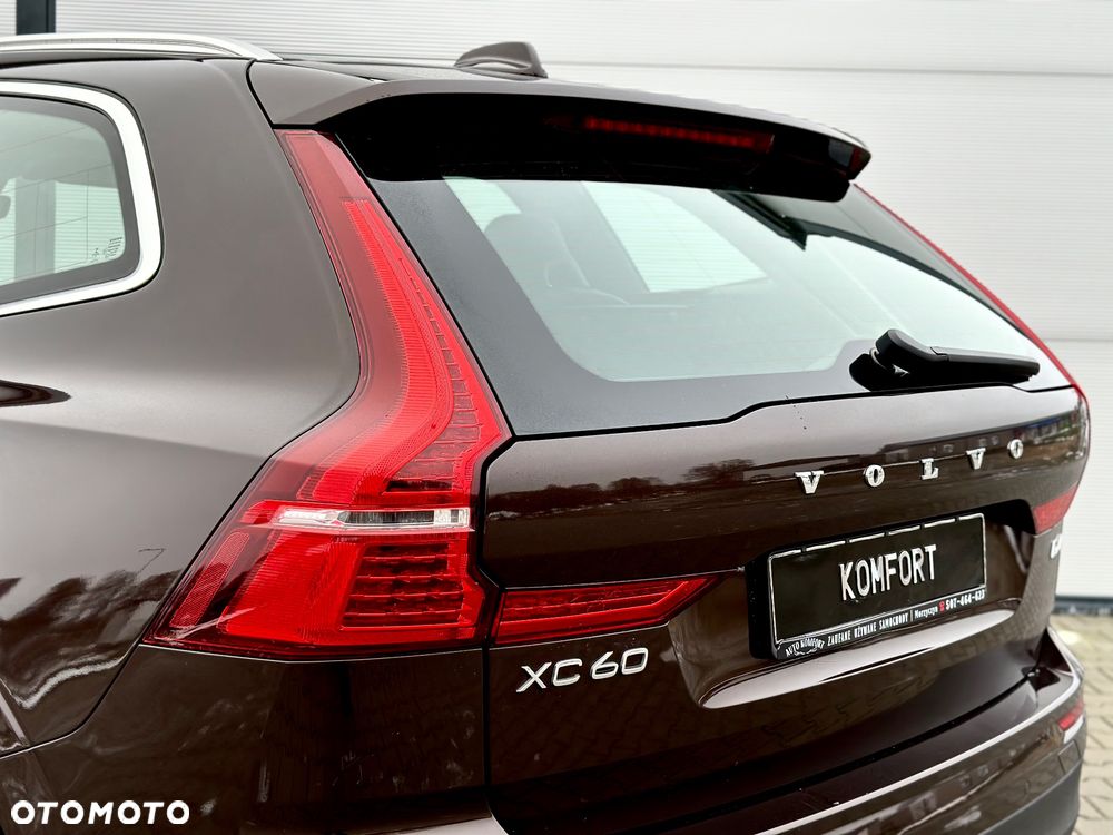 Volvo XC 60 D4 Momentum Pro - 23