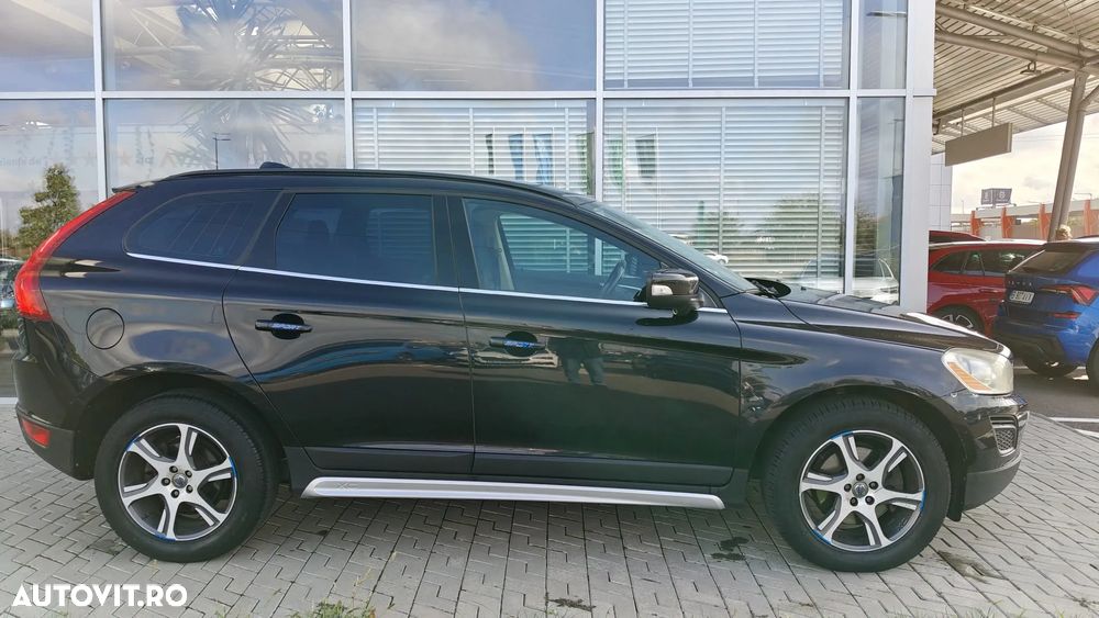 Volvo XC 60 D4 Geartronic Summum - 5