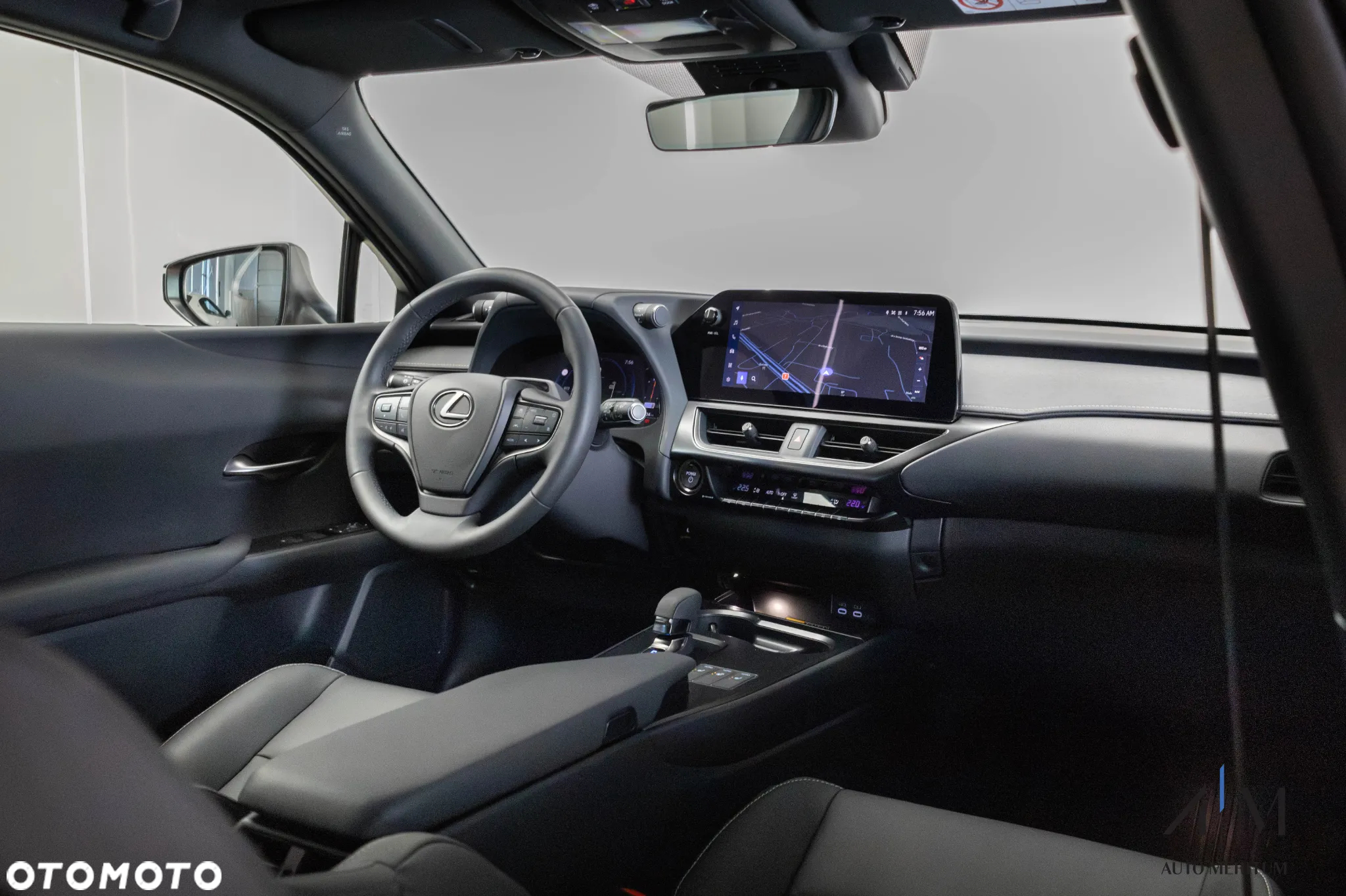 Lexus UX 300h F Sport Design AWD - 13