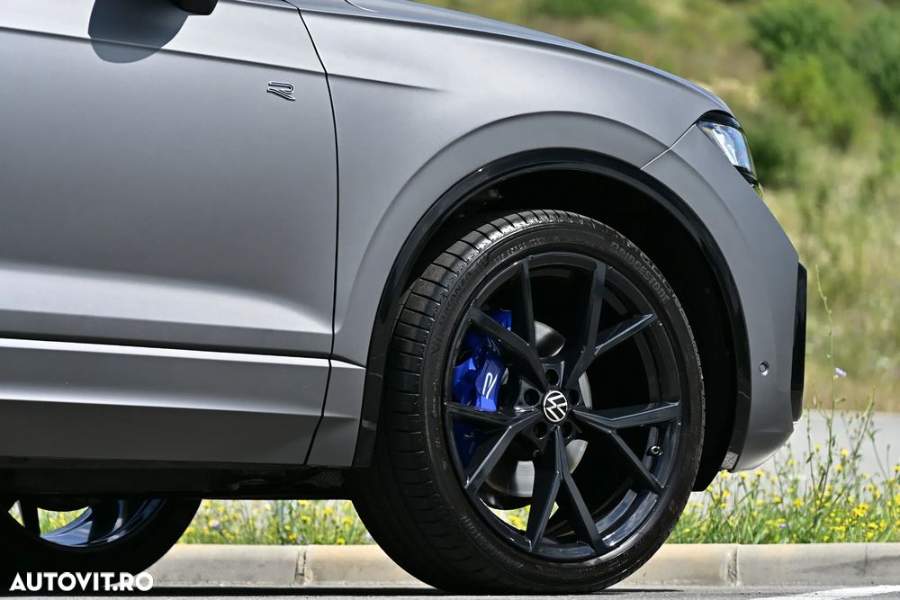 Volkswagen Touareg - 7