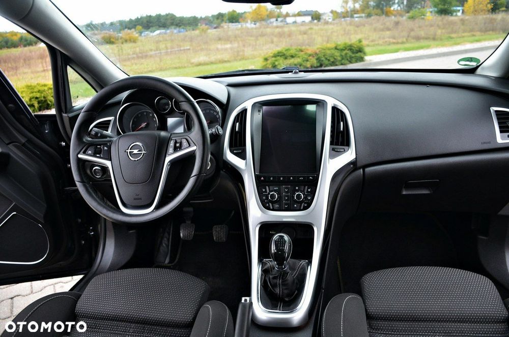 Opel Astra - 25