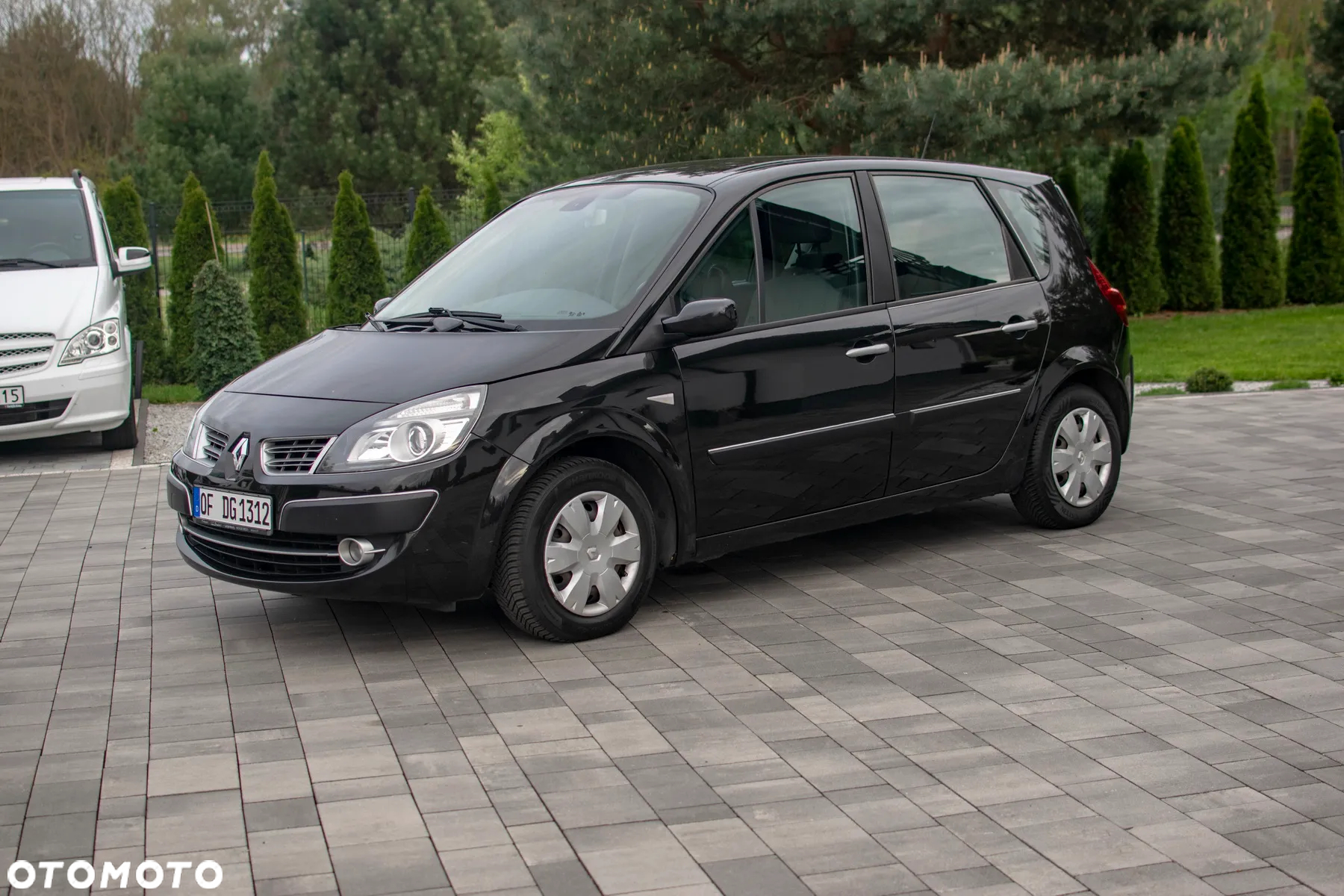 Renault Scenic - 8