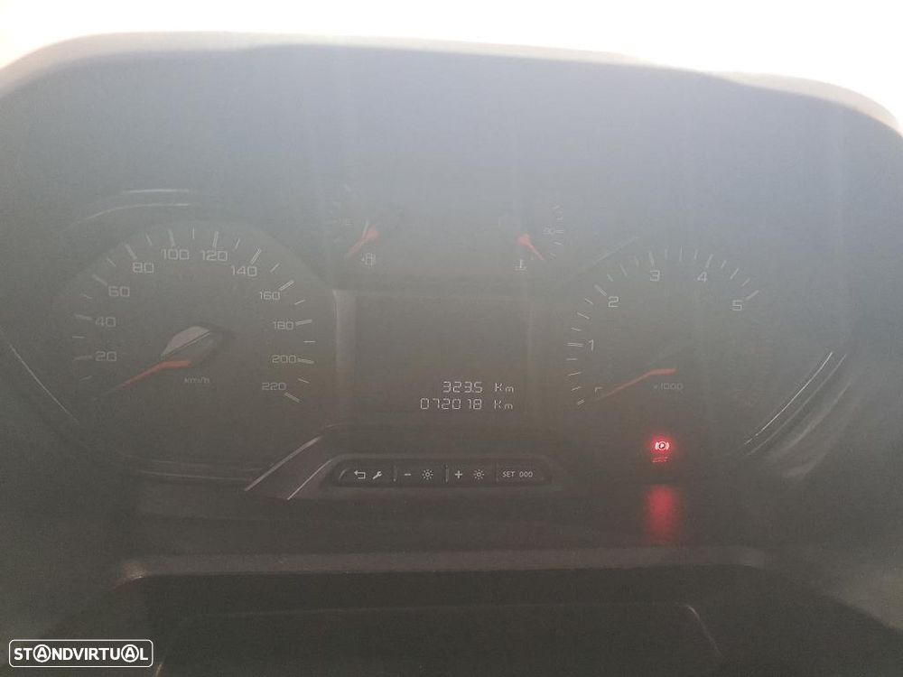 Peugeot PARTNER 1.5 BlueHDi Premium Standard - 6