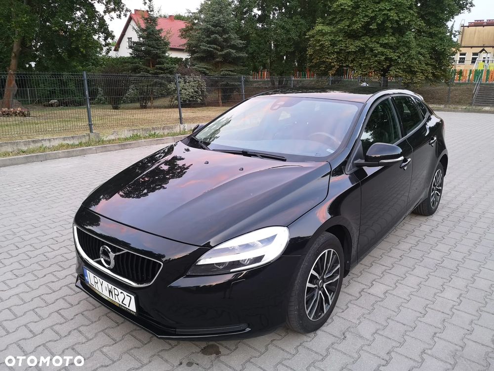 Volvo V40 D2 Momentum - 24