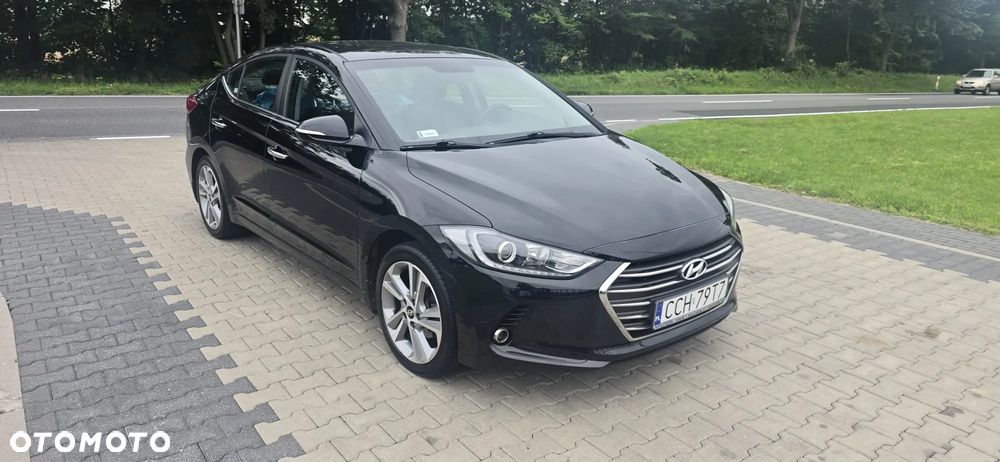 Hyundai Elantra 1.6 CRDi Comfort - 1