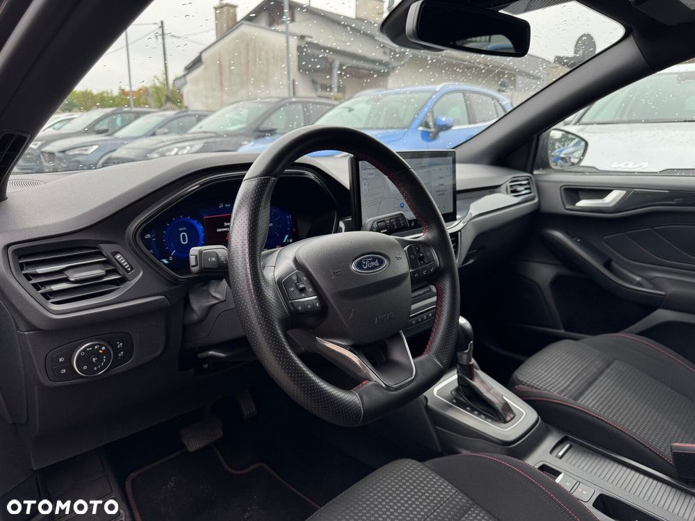 Ford Focus 1.0 EcoBoost mHEV ST-Line X - 11