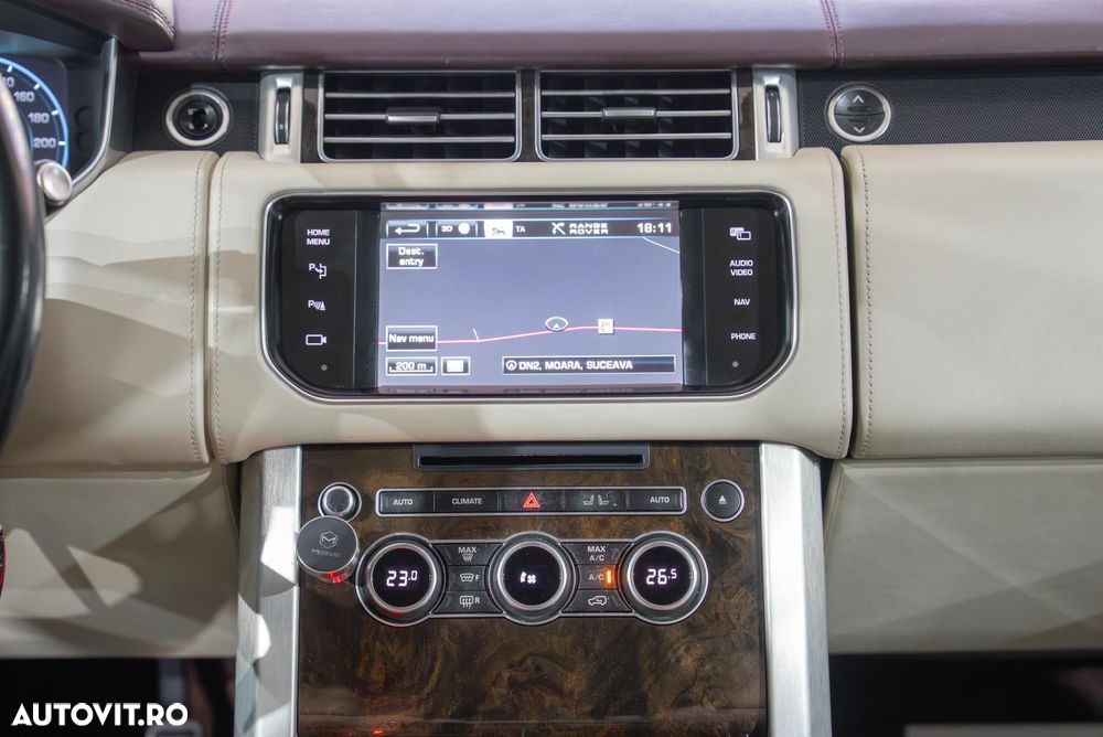 Land Rover Range Rover 3.0 I SDV6 HEV Autobiography - 17